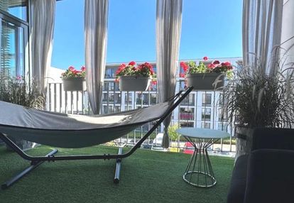 Piękny przestronny apartament w miasteczku wilanów