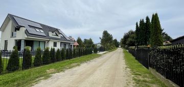 Kompleks działek z pięknym widokiem blisko jeziora