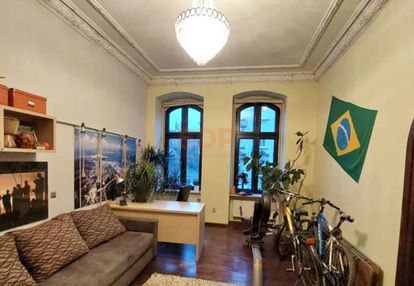 Kamienica | 120 m2| 4 pokoje | 1. piętro | balkon |
