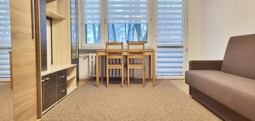 Dwa oddzielnie pokoje, odświeżone mieszkanie