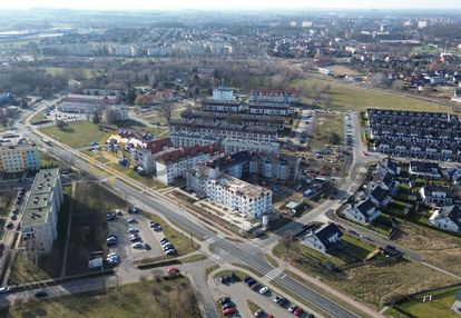 2 pokoje, osobna kuchnia, antresola, deweloperskie