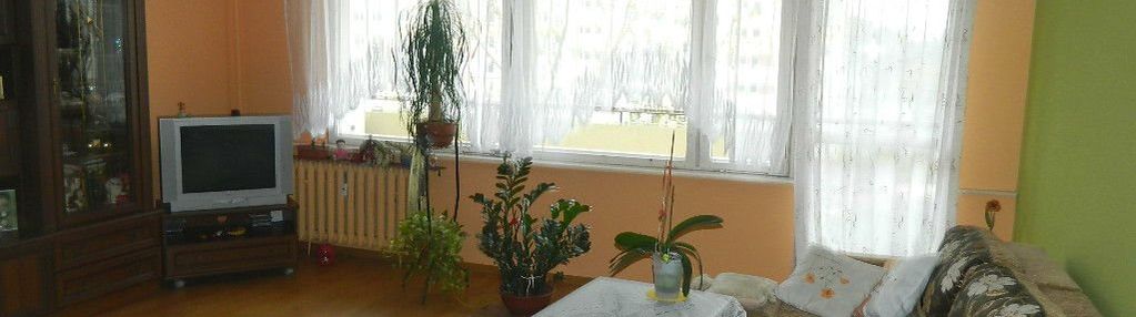 60,6m2, 3 pokoje, 3piętro, loggia,parking południe
