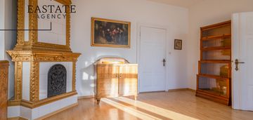 Mieszkanie w kamienicy 800m od plaży z balkonem