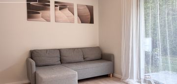 Mieszkanie z ogrodem i miejscem na dwa auta