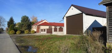 Prosperujące gospodarstwo rolne.