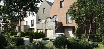 Segment / poddasze / 4 pokoje / pod lasem / 189 m2