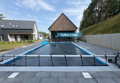 Nowoczesny dom lakeside w standardzie premium.