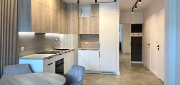 2 pokoje z garderobą/lokum porto/pierwszy najem