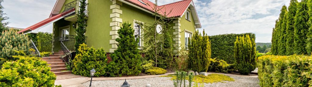 Piękny dom w kameralnej okolicy, duży ogród, garaż