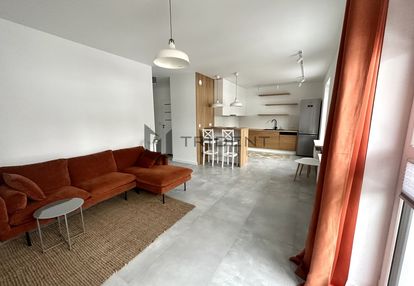 Świeżo wykończone, 2 pokoje z ogródkiem! -zamienie