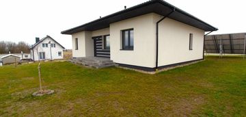 Nowy dom parterowy 106 m2, salon 48 m2 brzeziny