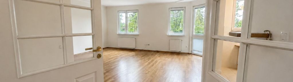 91,6 m² + komórka 3,3 m²+ garaż + balkon 6,3 m²