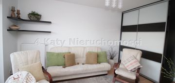 Os. słoneczne mieszkanie z miejscem postojowym