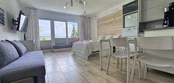 Apartament 30 m od plaży z miejscem postojowym