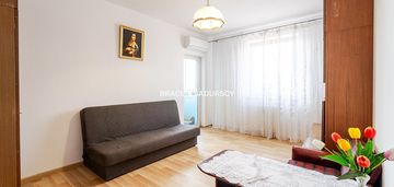 2 pokoje z loggią na bratysławskiej