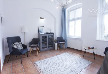4 pokoje na parterze w centrum