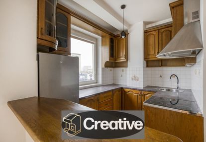 Świetne 2 pokoje z balkonem. nowszy blok. garaż.