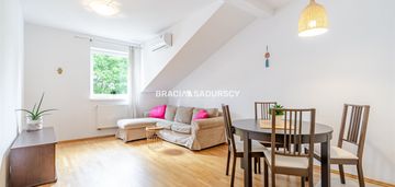 Klimatyczne 2 pokoje | kamienica | wrocławska