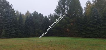 Ładna działka w otulinie lasu