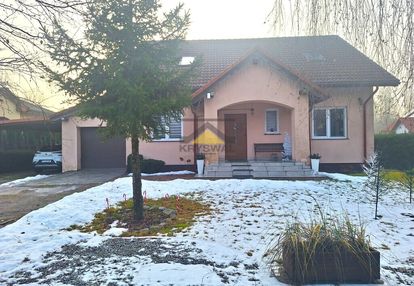 Dom wolnostojący tuż przy lesie, janczewo