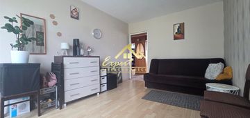 Trzy pokoje w centrum z balkonem
