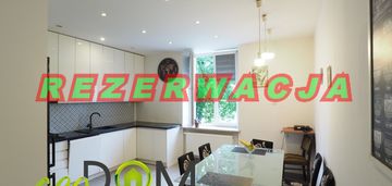 Dolna dyrekcja - pierwsze piętro 66,5 m2