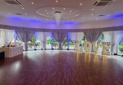 Przestronny, komfortowy dom dla firmy, ogród