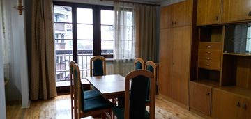 2 pokoje w centrum piastowa, 36m, 3piętro.