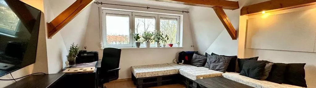 Mieszkanie 75 m2 3 pokoje piwnica strych Sępolno