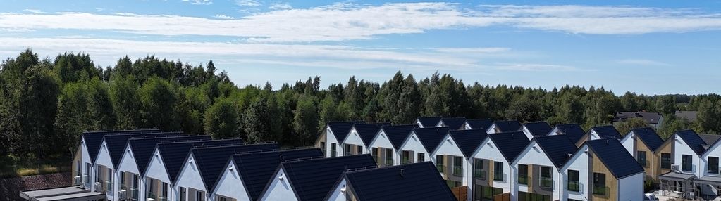 Dom w standardzie dewelop. (parter+piętro) ogródek