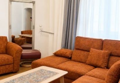 3-pokojowe mieszkanie w śródmieściu