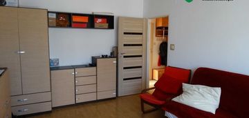 Funkcjonalne i słoneczne mieszkanie dwu pokojowe