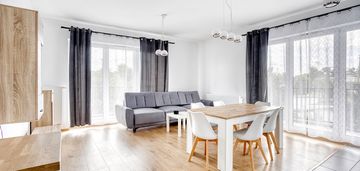 43 m2 na 1 piętrze + balkon + m. w hali garażowej