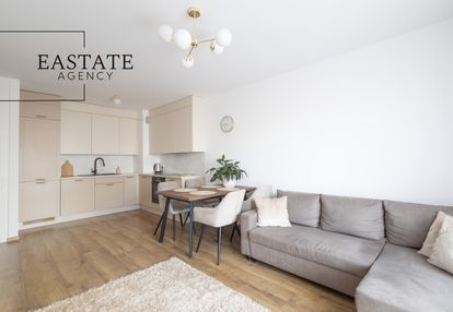 Urokliwe mieszkanie w bardzo spokojnej okolicy