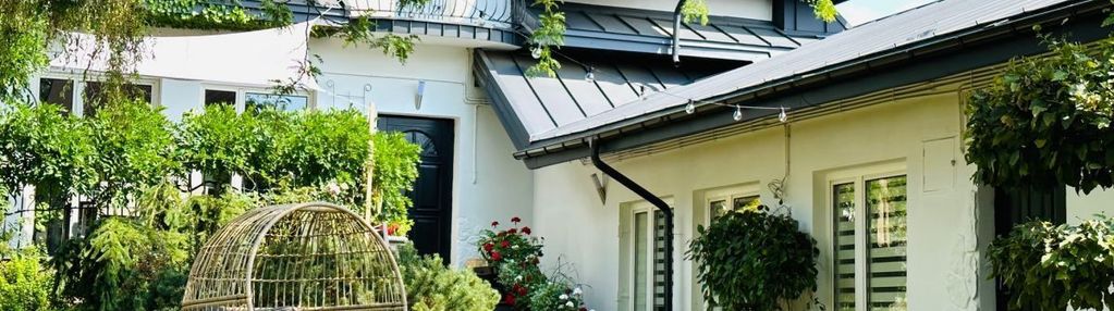 Wyjątkowy dom w centrum łomianek