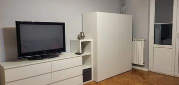 2-pokojowe mieszkanie na wawrze