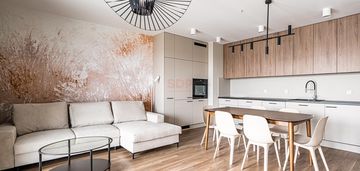 3-pokojowe mieszkanie|piękny balkon|lokum porto|