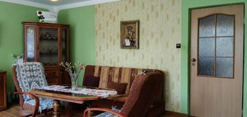 Duże 4 pokojowe z balkonem na parterze!