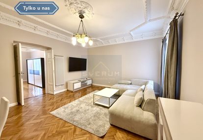 Przestronne, klimatyczne mieszkanie w centrum!