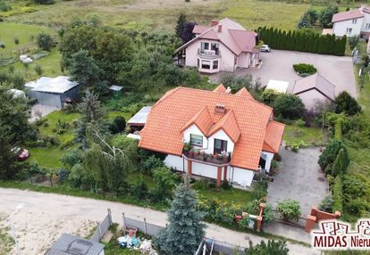 Dom w ciechocinku z ogrodem