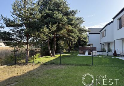 Segment w bobrowcu na kameralnym osiedlu