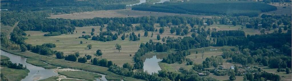 Działka o pow. 25 000 m² pod zabudowę i rekreację.