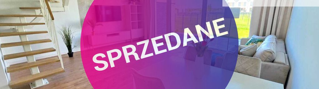 Wykończony z meblami dom w różnowie