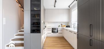 Pięknie wykończony bliźniak na 4 pory roku