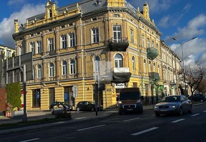 Klimatyczne mieszkanie w kamienicy w centrum