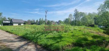 Dwie działki pod zabudowę jednorodzinną