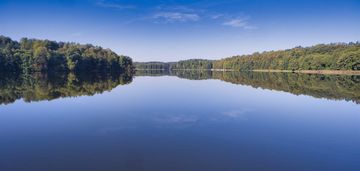 Działka z linią brzegową jeziora szeląg - kanał