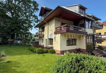 Obiekt blisko deptaka