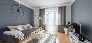 Kamienica /3 pokoje po remoncie / 2 balkony /garaż