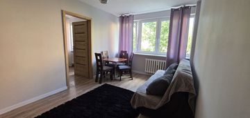 Jasne 2 pokoje z loggią | centrum otwocka |
